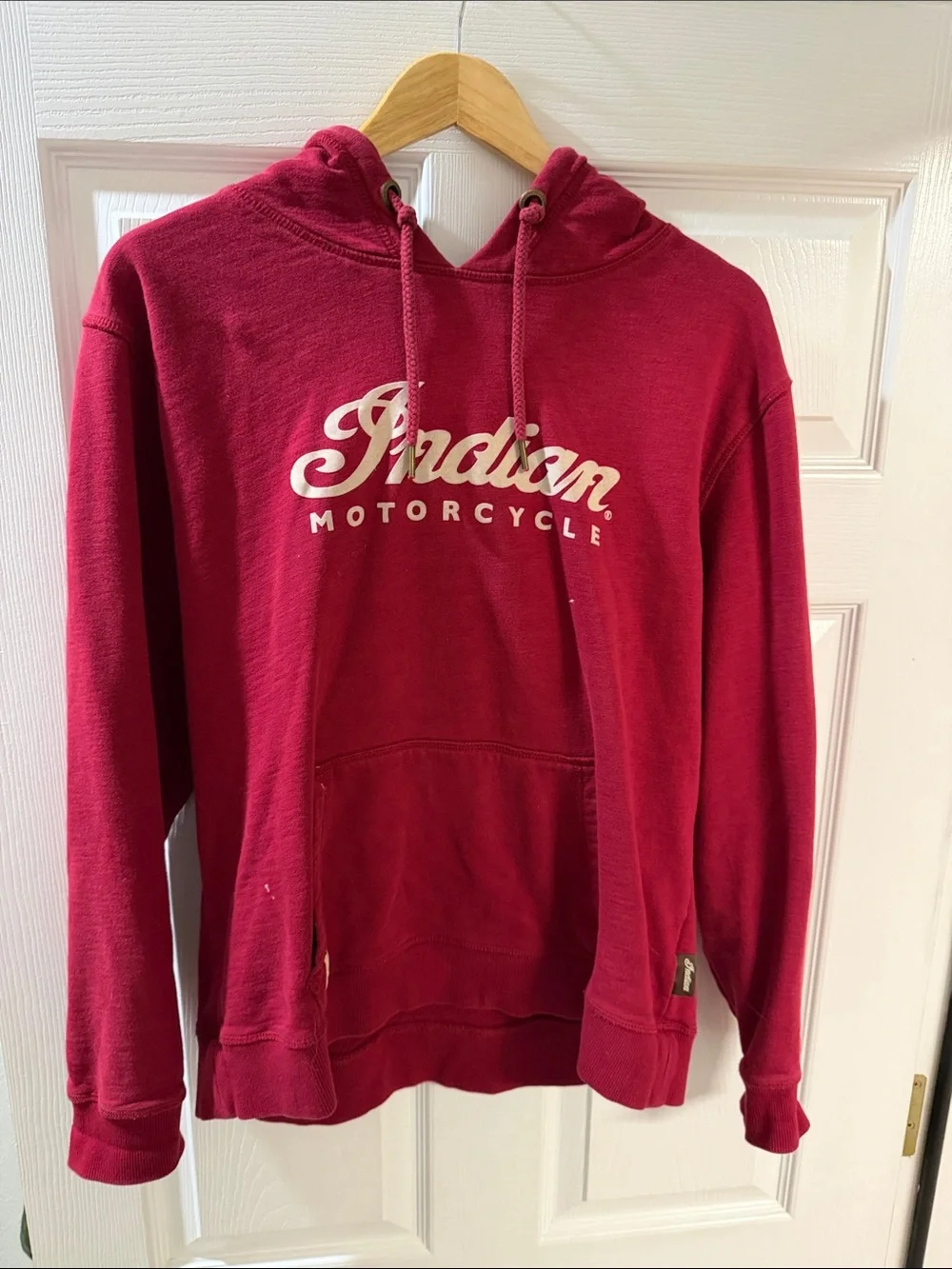 Indian Motorcycle Men's Crewneck Hoodie in Maroon